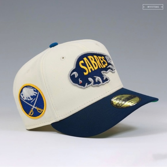 Myfitteds buffalo Sabres glow in the dark new era fitted size 1/2